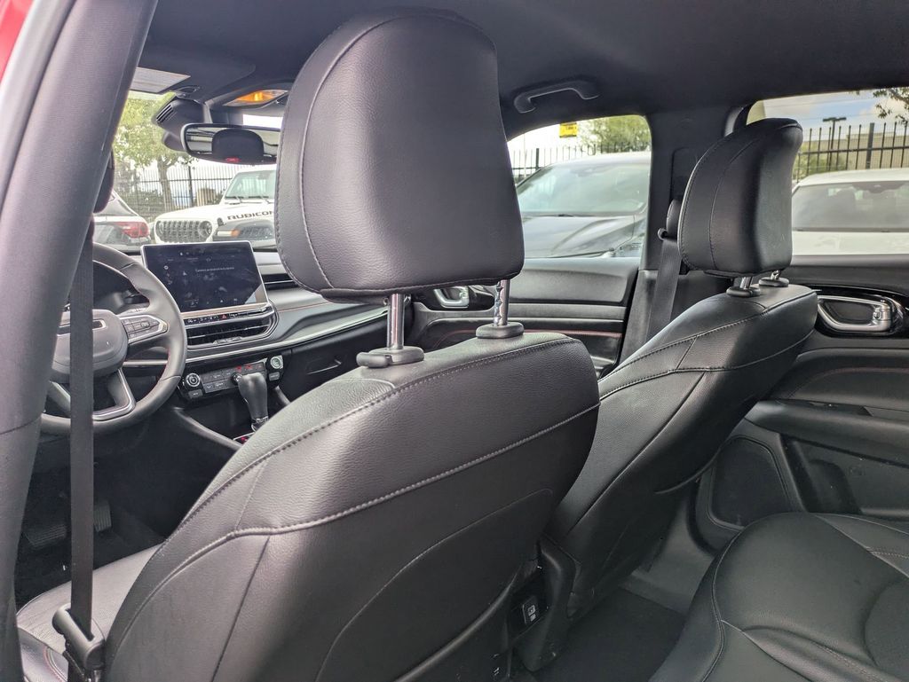 Thumbnail: 2025 Jeep Compass - 31