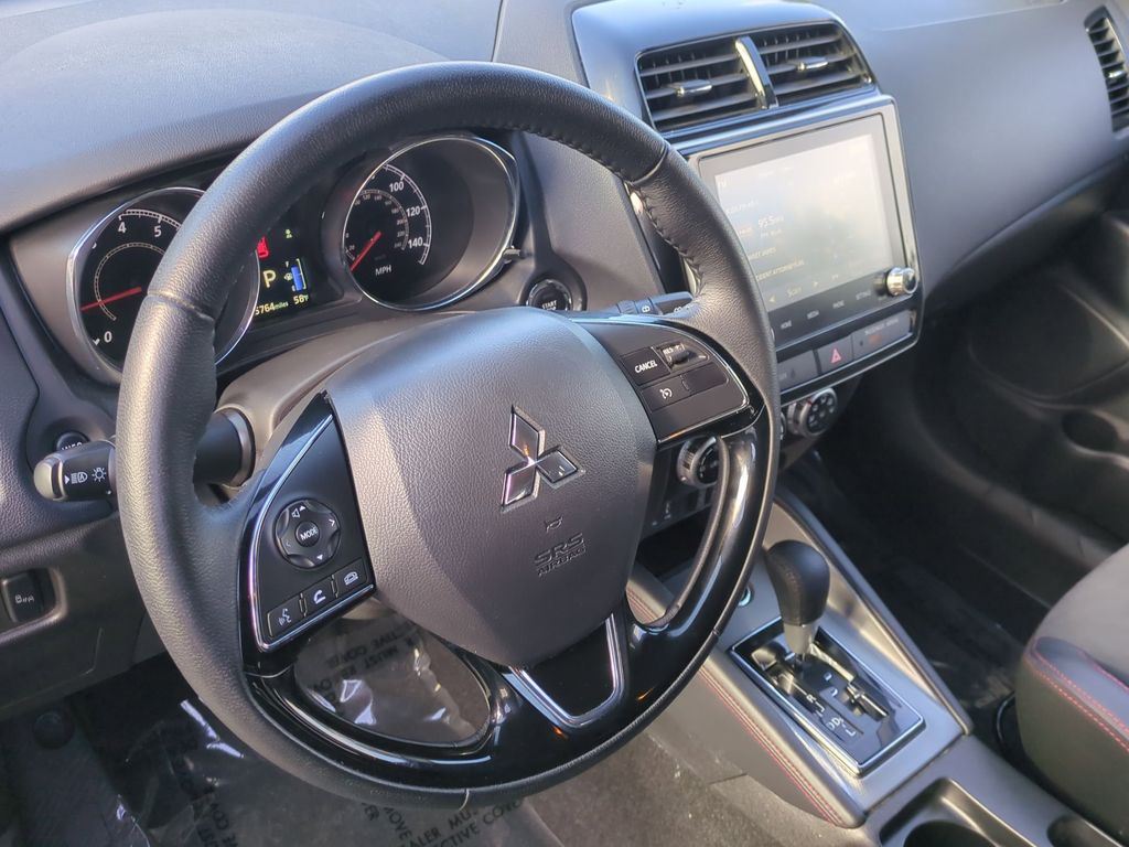 Thumbnail: 2025 Mitsubishi Outlander Sport - 22