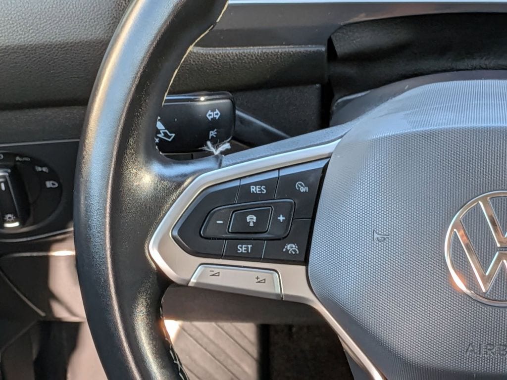 Thumbnail: 2024 Volkswagen Tiguan - 18