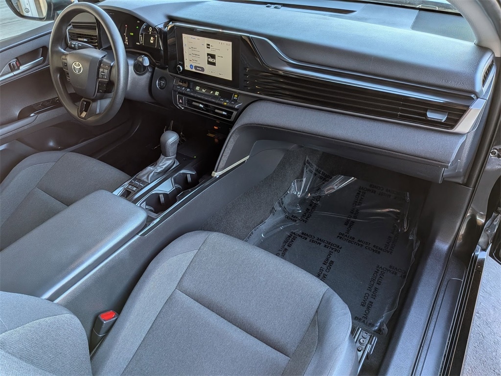 Thumbnail: 2025 Toyota Camry - 33