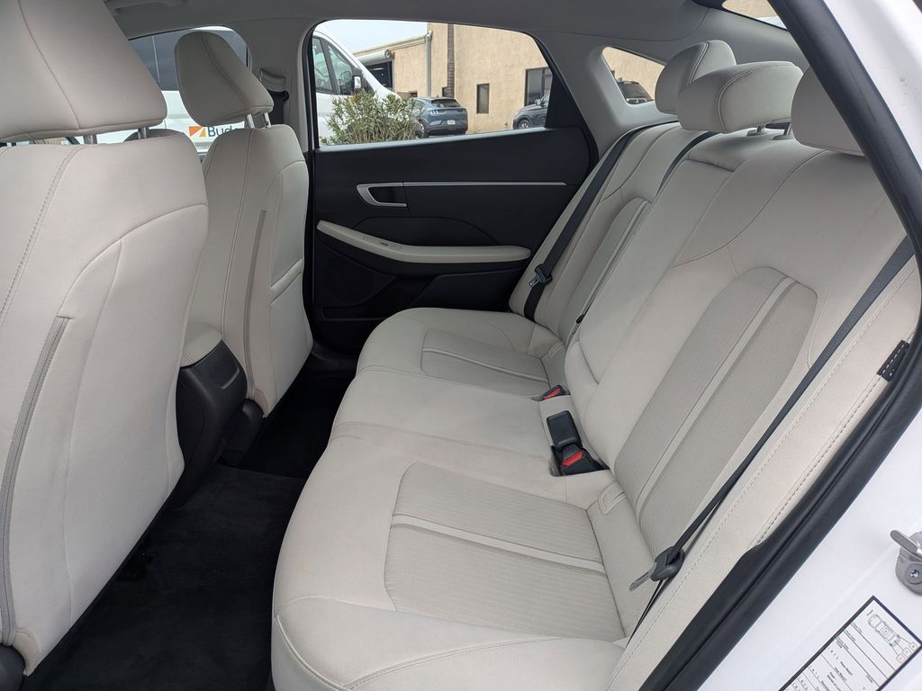 Thumbnail: 2025 Hyundai Sonata - 25