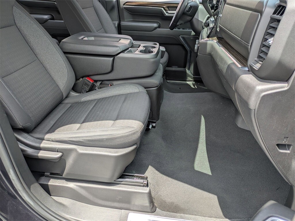 Thumbnail: 2023 Chevrolet Silverado 1500 - 28