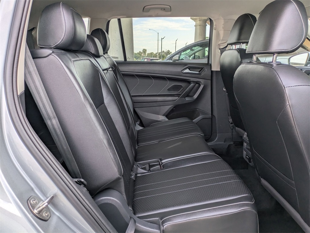 Thumbnail: 2024 Volkswagen Tiguan - 31