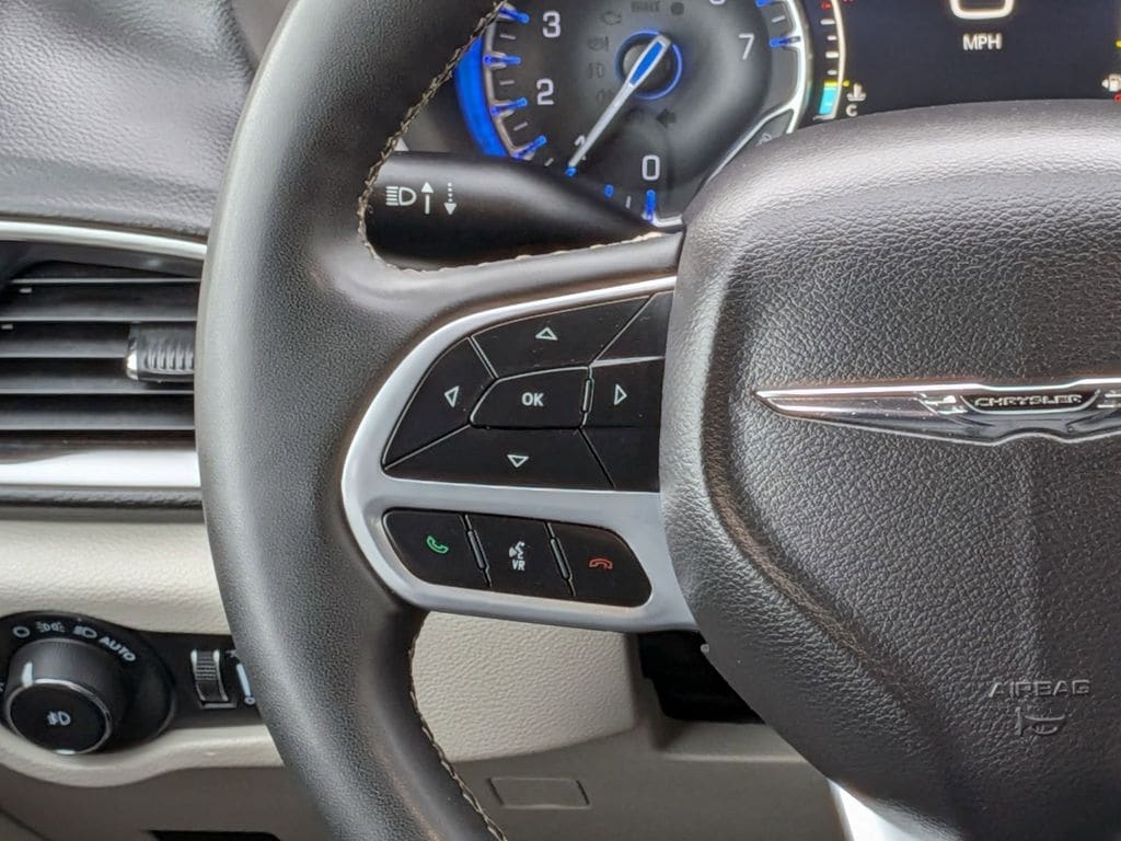 Thumbnail: 2024 Chrysler Pacifica - 23