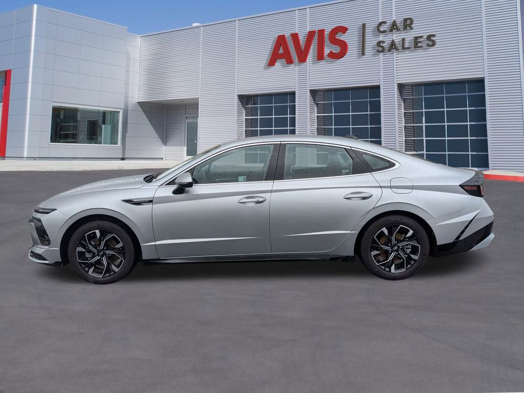 Thumbnail: 2025 Hyundai Sonata - 10