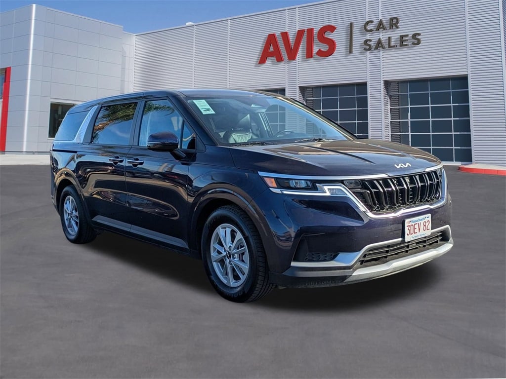 Thumbnail: 2024 Kia Carnival - 3