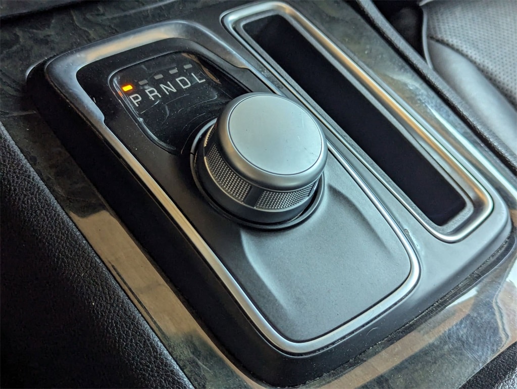 Thumbnail: 2022 Chrysler 300 - 19