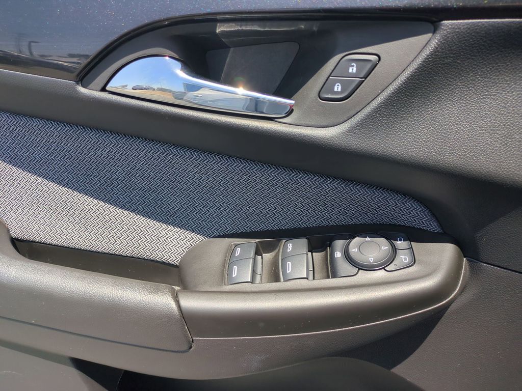 Thumbnail: 2025 Chevrolet TrailBlazer - 13