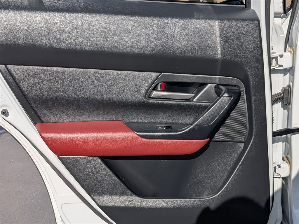 Thumbnail: 2025 Mazda CX-50 - 25