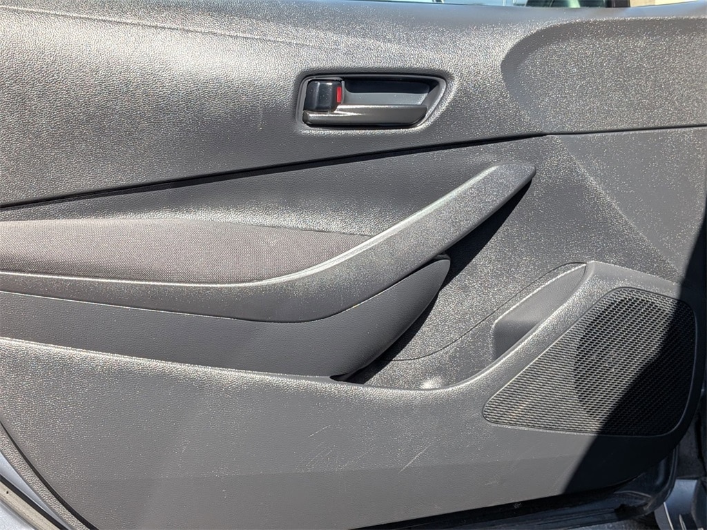 Thumbnail: 2025 Toyota Corolla - 10