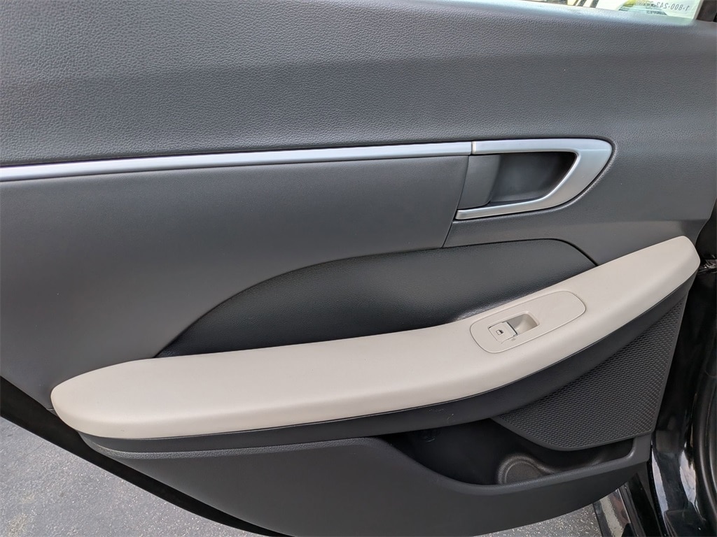 Thumbnail: 2025 Hyundai Sonata - 25