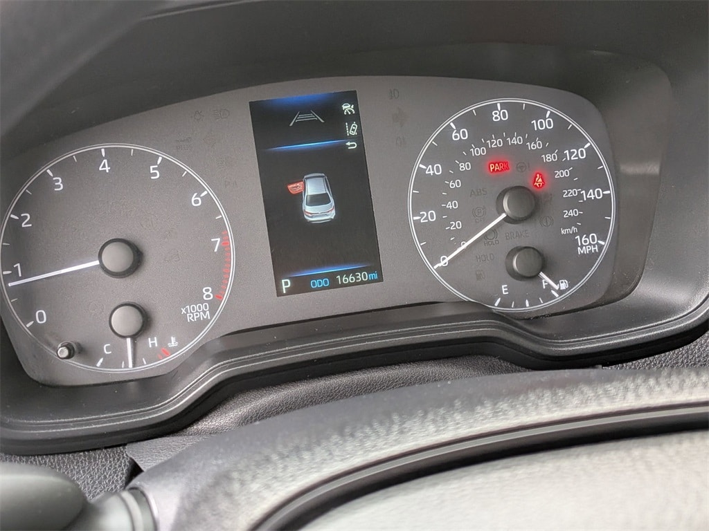 Thumbnail: 2025 Toyota Corolla - 16