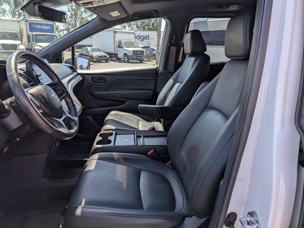 Thumbnail: 2025 Honda Odyssey - 15