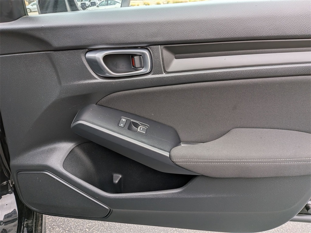 Thumbnail: 2025 Honda Civic - 32