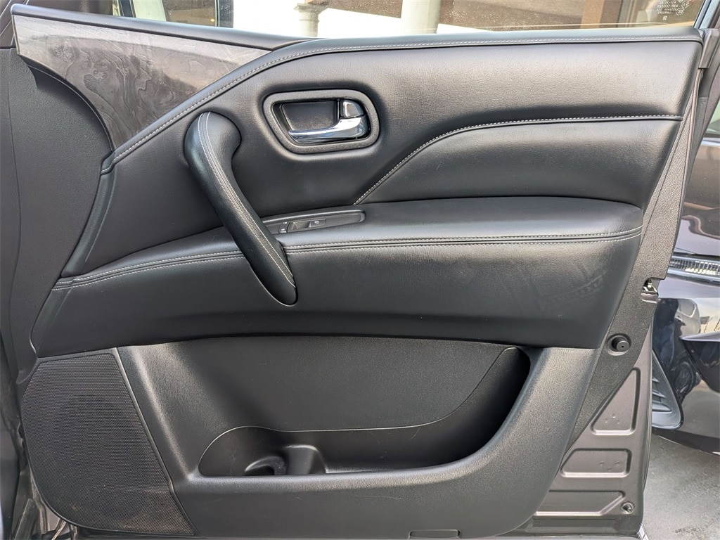 Thumbnail: 2024 INFINITI QX80 - 35