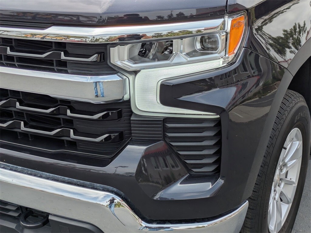 Thumbnail: 2023 Chevrolet Silverado 1500 - 10