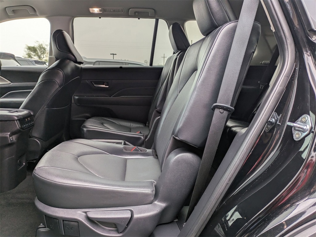 Thumbnail: 2025 Toyota Grand Highlander - 29