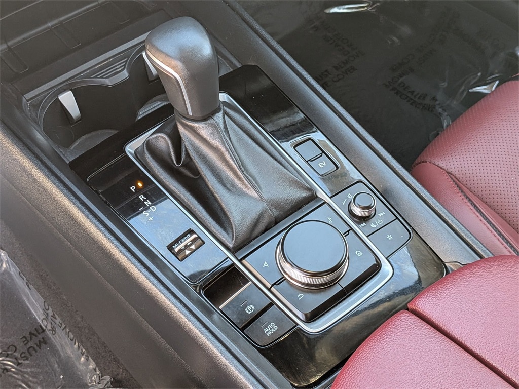 Thumbnail: 2025 Mazda CX-50 - 23