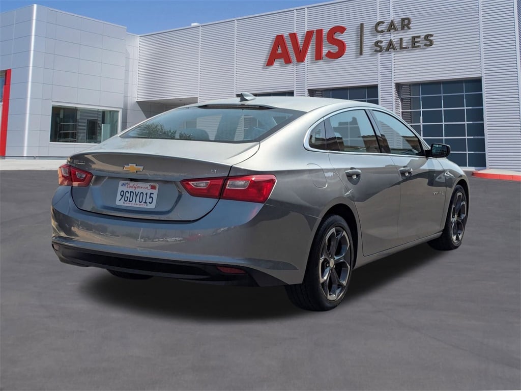 Thumbnail: 2023 Chevrolet Malibu - 6