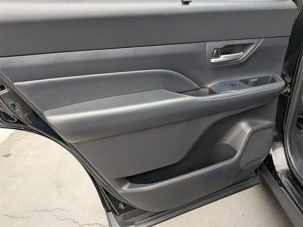 Thumbnail: 2025 Toyota Grand Highlander - 27