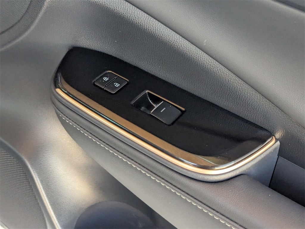 Thumbnail: 2024 Toyota Crown - 33