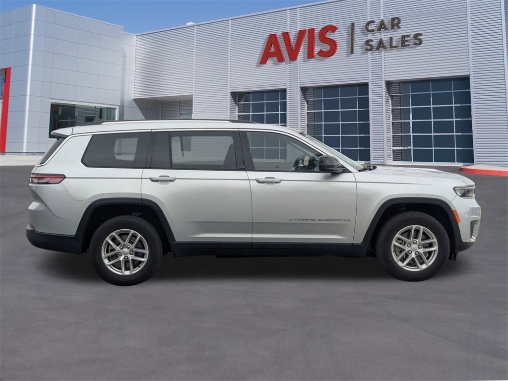 Thumbnail: 2023 Jeep Grand Cherokee L - 5