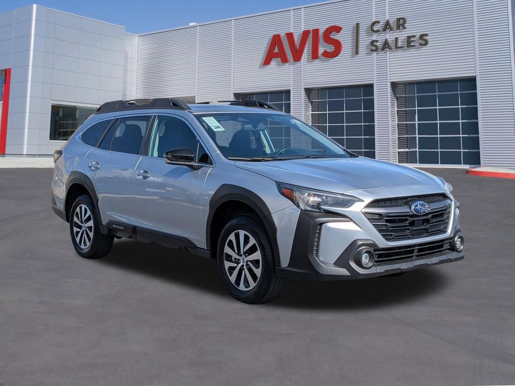 Thumbnail: 2025 Subaru Outback - 3