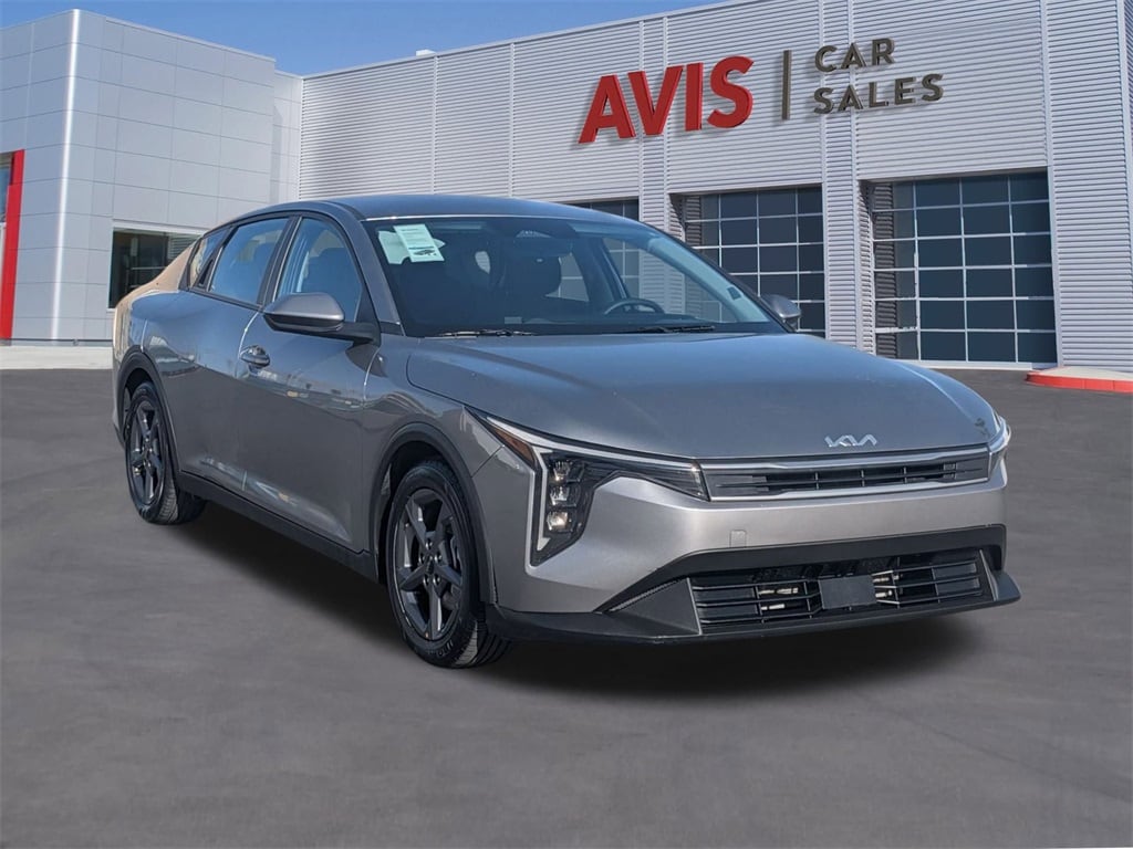 Thumbnail: 2025 Kia K4 - 3
