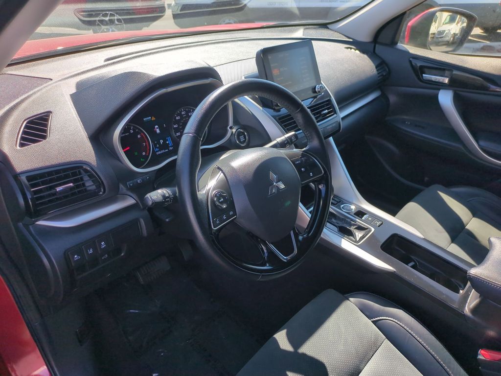 Thumbnail: 2025 Mitsubishi Eclipse Cross - 15