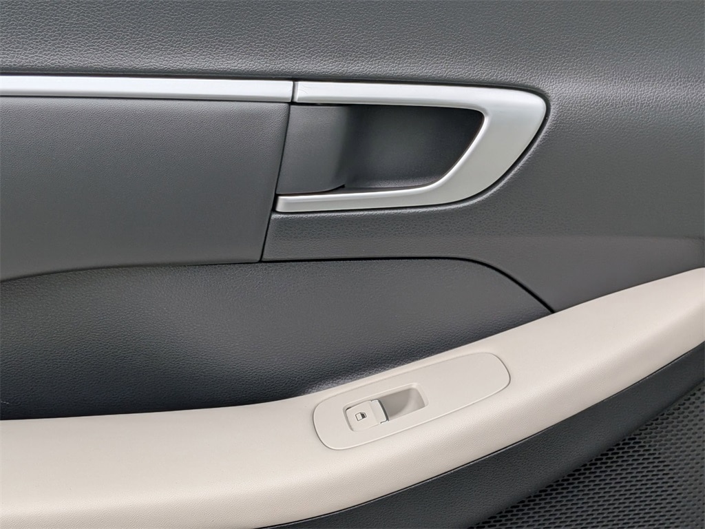 Thumbnail: 2025 Hyundai Sonata - 25