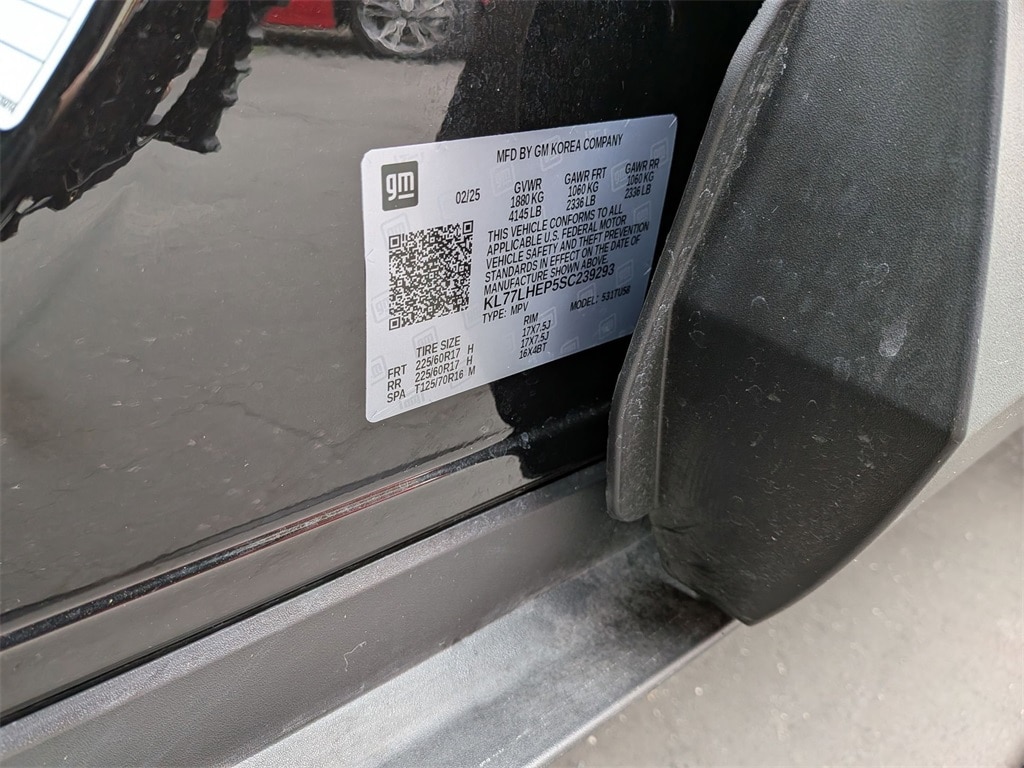 Thumbnail: 2025 Chevrolet Trax - 37