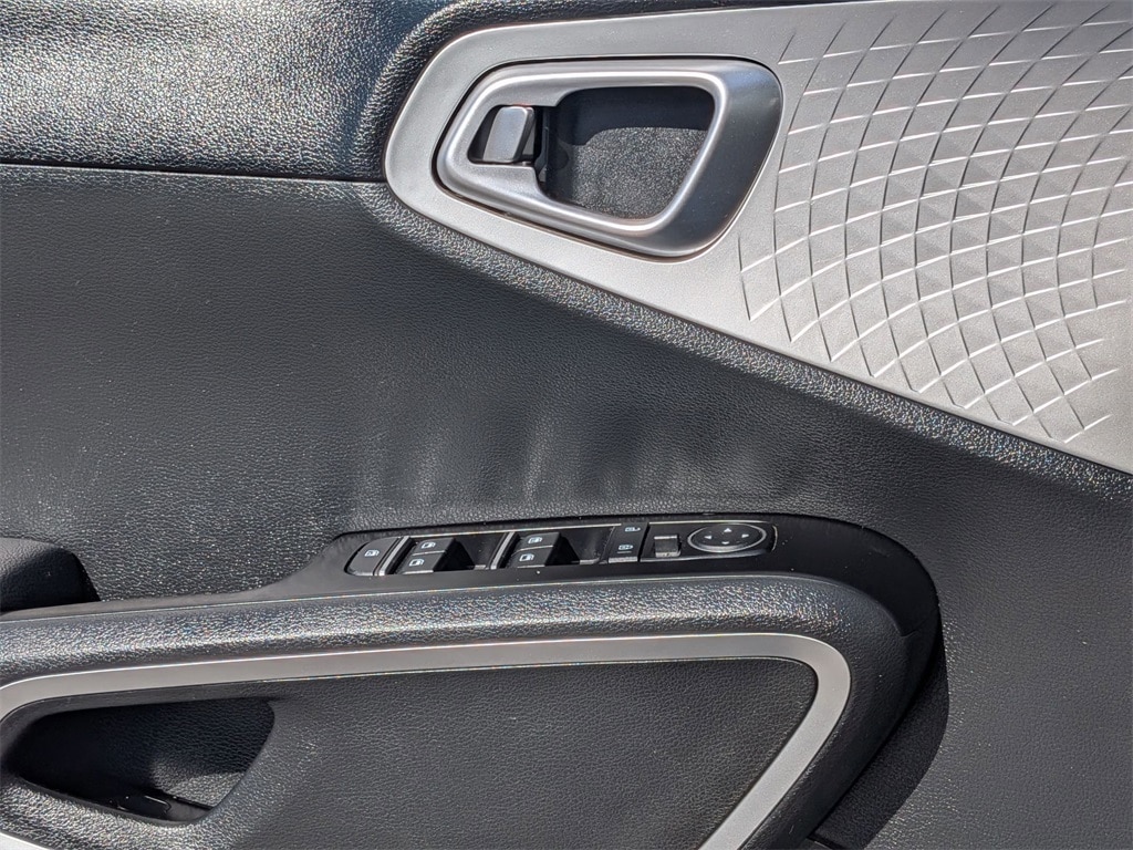 Thumbnail: 2024 Kia Soul - 13