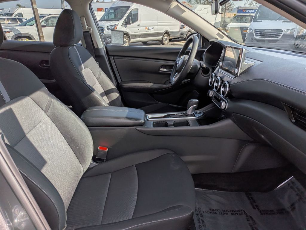 Thumbnail: 2025 Nissan Sentra - 30