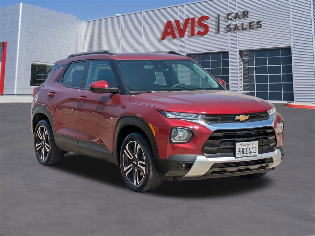 Thumbnail: 2023 Chevrolet TrailBlazer - 3