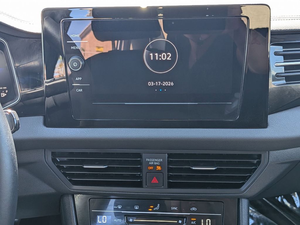 Thumbnail: 2025 Volkswagen Jetta - 18