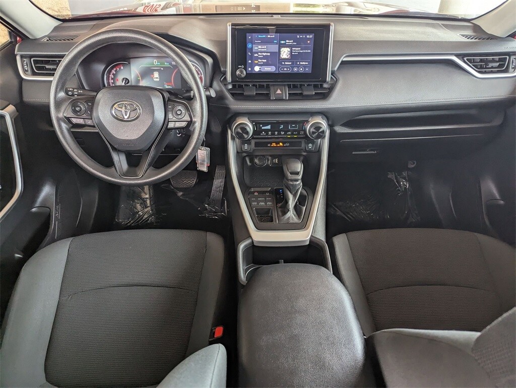 Thumbnail: 2024 Toyota RAV4 - 25