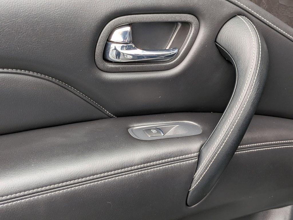 Thumbnail: 2024 INFINITI QX80 - 27