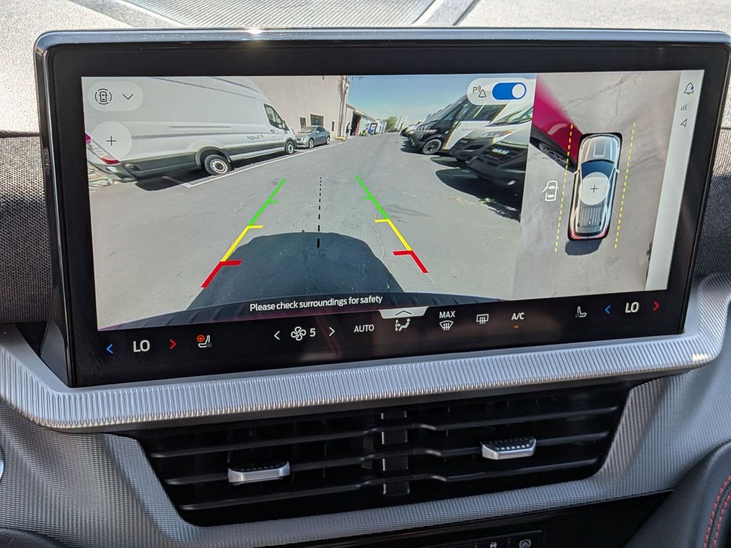 Thumbnail: 2025 Ford Explorer - 18