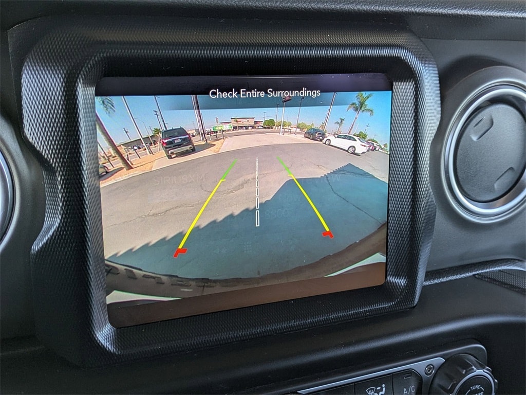 Thumbnail: 2023 Jeep Wrangler - 18