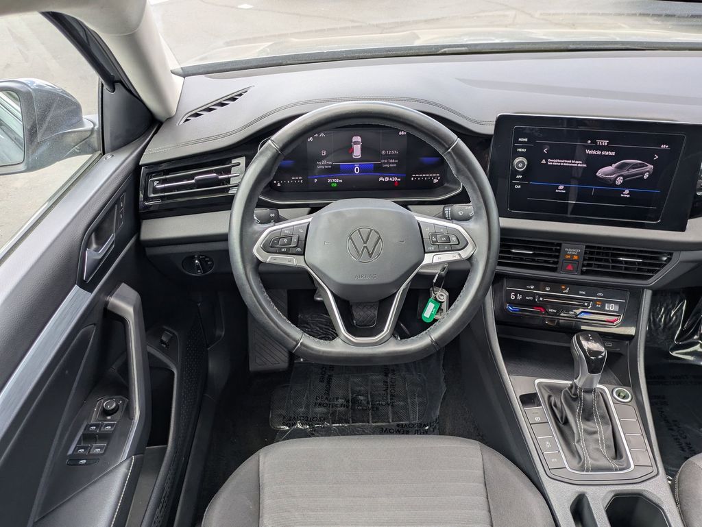 Thumbnail: 2025 Volkswagen Jetta - 27
