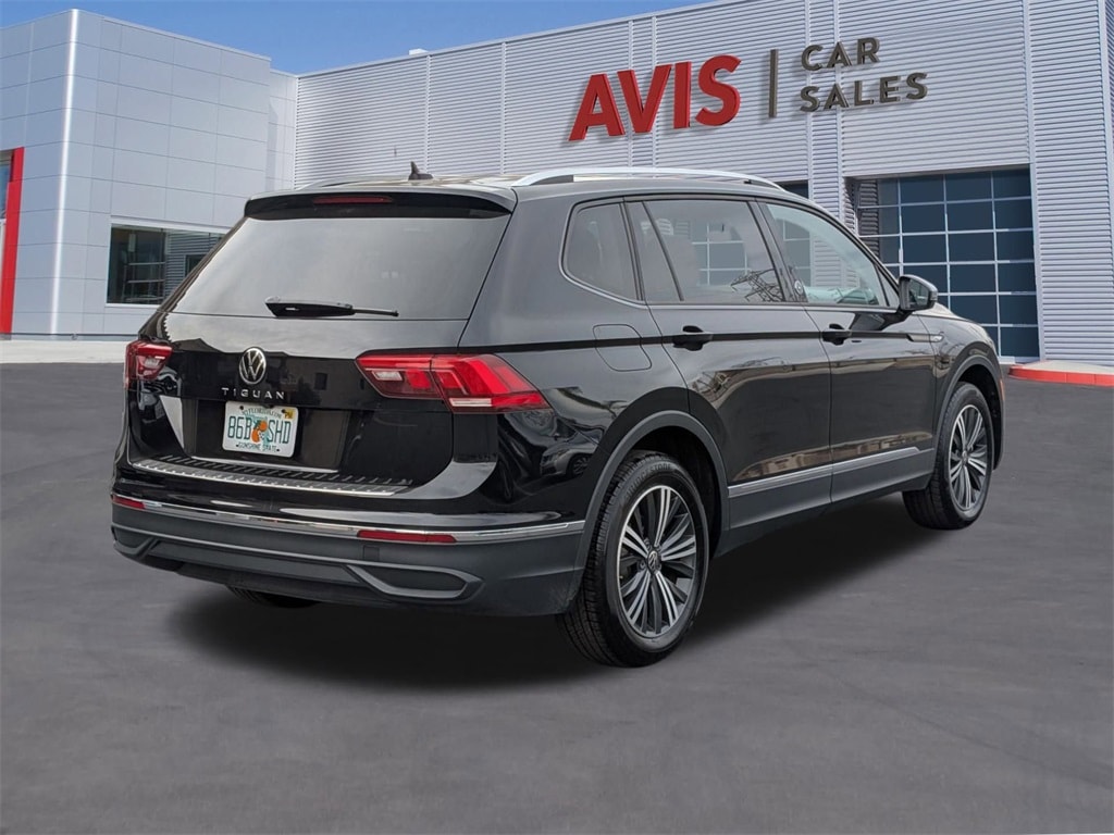 Thumbnail: 2024 Volkswagen Tiguan - 6