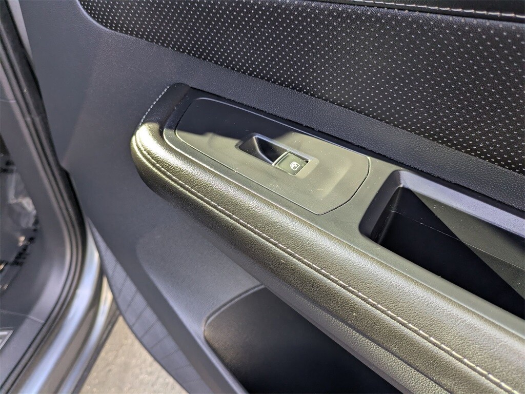 Thumbnail: 2024 Volkswagen Atlas - 35