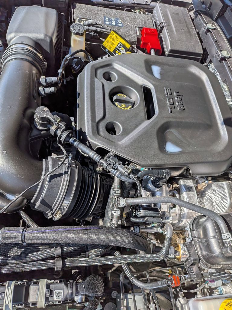 Thumbnail: 2025 Jeep Wrangler - 32