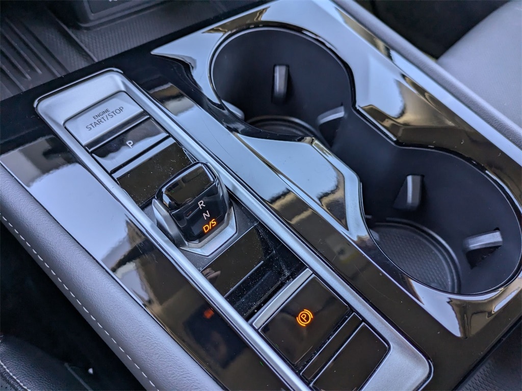 Thumbnail: 2025 Volkswagen Atlas - 18