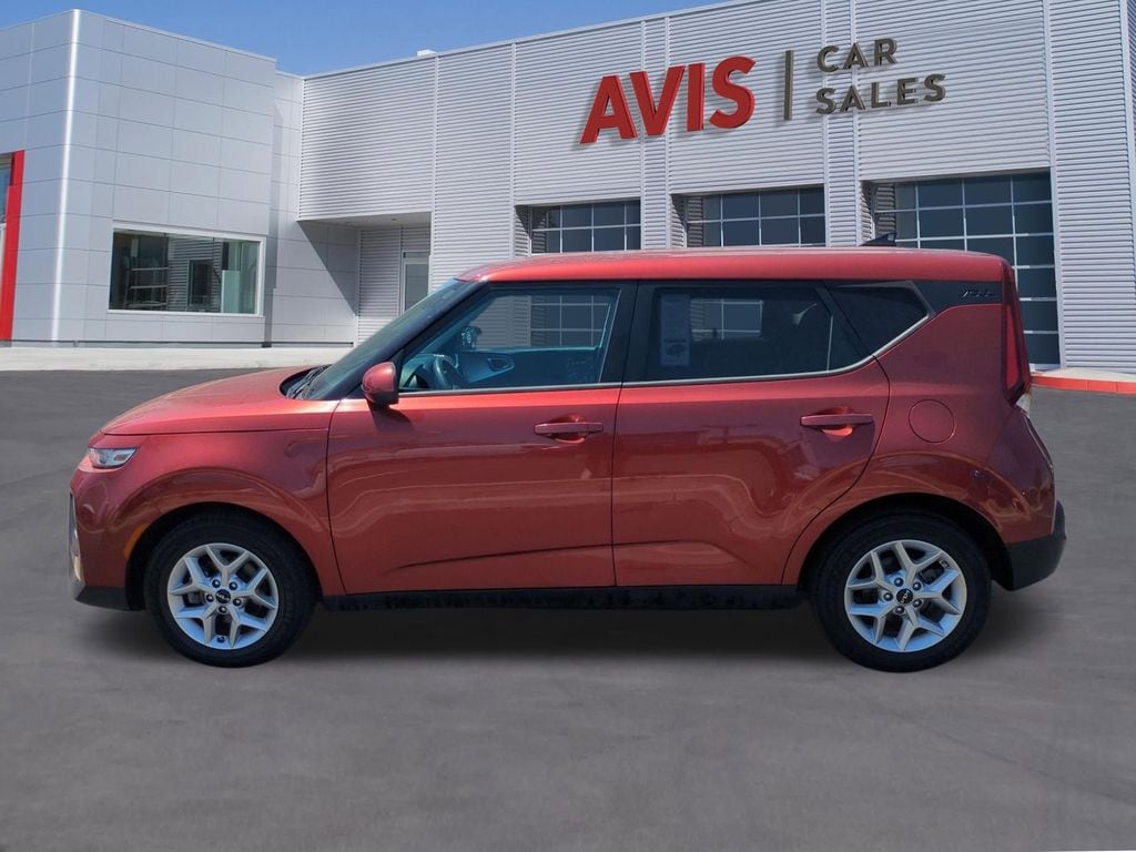 Thumbnail: 2022 Kia Soul - 10