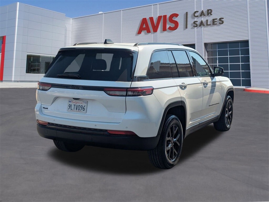 Thumbnail: 2024 Jeep Grand Cherokee - 5