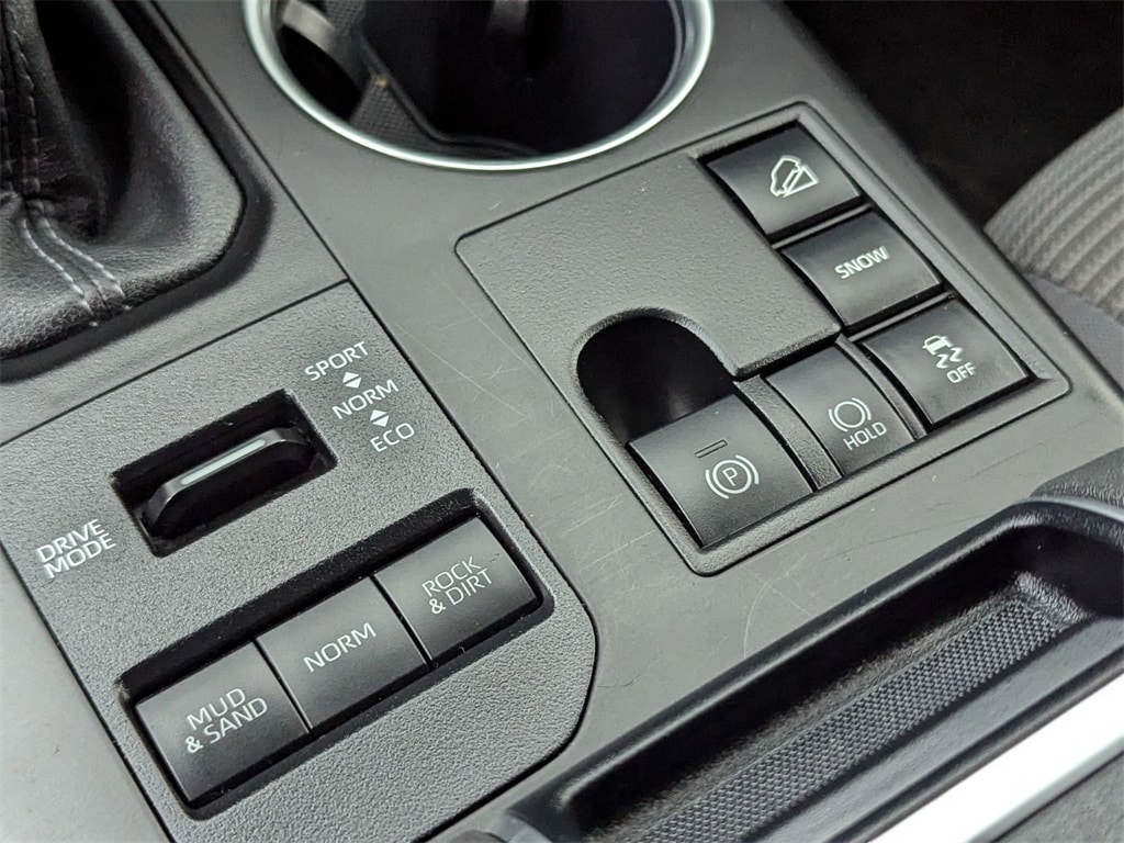 Thumbnail: 2024 Toyota Highlander - 26