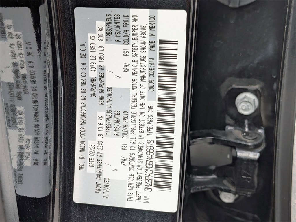 Thumbnail: 2025 Mazda Mazda3 - 36