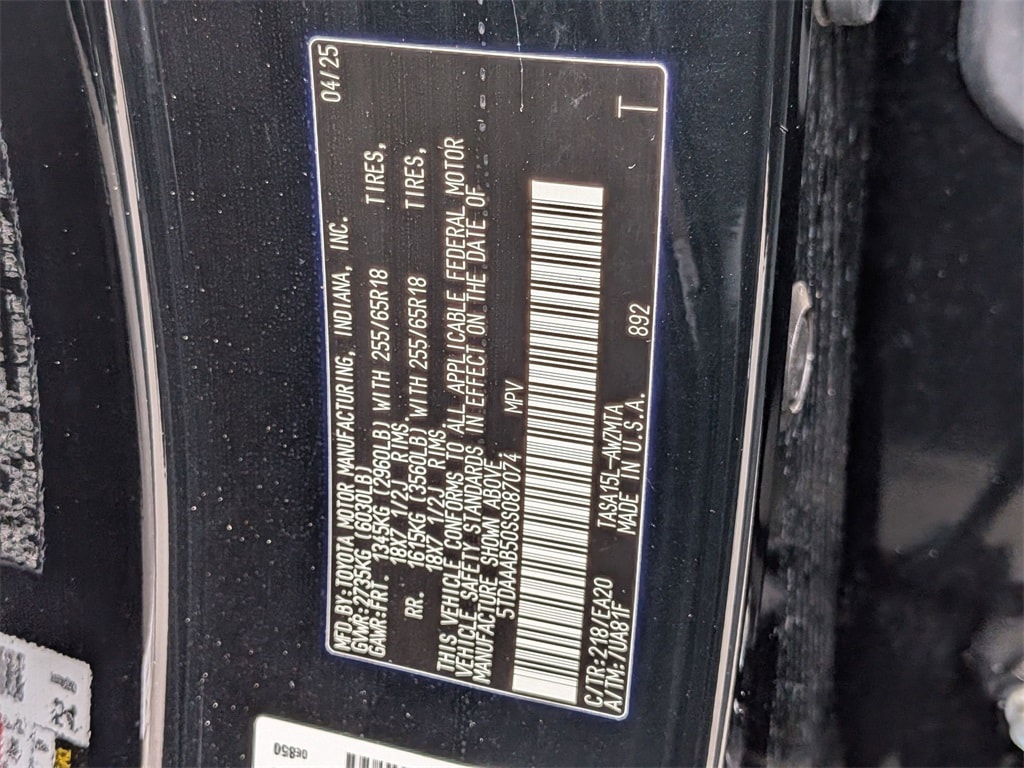 Thumbnail: 2025 Toyota Grand Highlander - 37