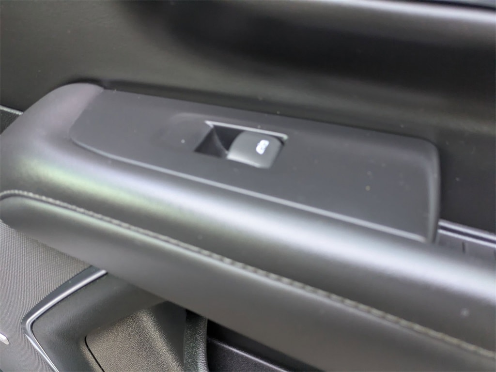 Thumbnail: 2024 Chevrolet Tahoe - 36